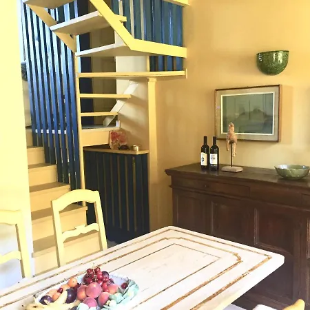 Casa La Margherita 度假居 *